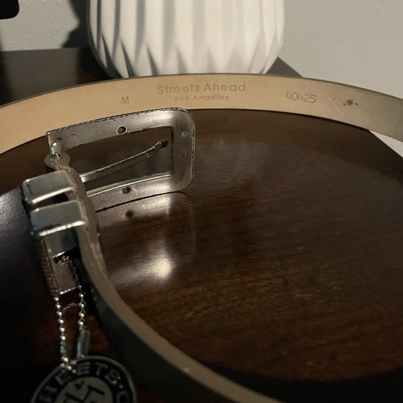 Great Used Condition M Streets Ahead Italian Leather Belt - Picture 13 of 14